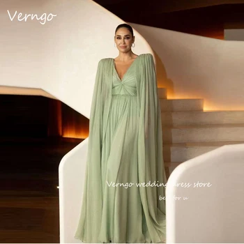 Verngo 2023 Sage Green Chiffon Vakarinės suknelės Dubajus Arabų moterys ilgomis Cape rankovėmis Prom chalatai Oficiali vakarėlio proga Suknelė