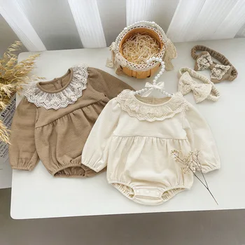 2023 Autumn Baby Girls smėlinukas ilgomis rankovėmis Vienspalvis Kūdikių nėrinių apykaklė Vientisas kombinezonas Mažylis Medvilniniai vafliniai drabužiai
