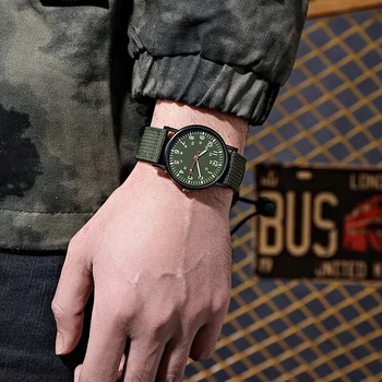 Vyrai Prabangus kvarcinis laikrodis Armijos kareivis Karinis laikrodis Paprastas vyrų drobės dirželis Sportinis laikrodis Anlog Kariniai laikrodžiai