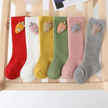 Mažos mergaitės Mielos ilgos kojinės 3D morkų dekoras Saldžios vidutinio blauzdos kojinės Kelio aukštos kojinės 0-4Years
