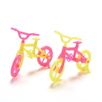 2016 Subtilus spalvingas plastikinis dviratis lėlėms Baby Girl dovanų žaislinių lėlių aksesuarai didmeninė prekyba