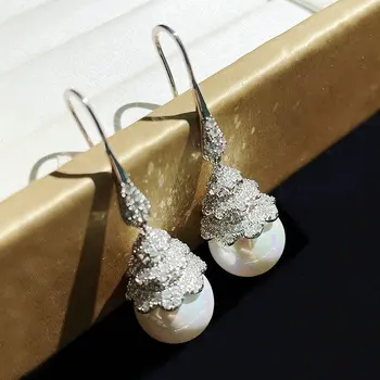 2023 Karštas išpardavimas Elegantiškas blizgus kubinis cirkonis perlas Geometriniai korėjietiški lašiniai auskarai Nuotakos papuošalų aksesuarai