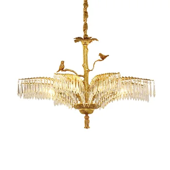 prancūziškas paukščių dekoravimas Žalvarinė svetainė Auksinis šviestuvas Europos meno restoranas Medžio šaka Krištolo pakabuko šviesa